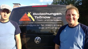 Vater Dirk Te&szlig;now und Sohn Dennis